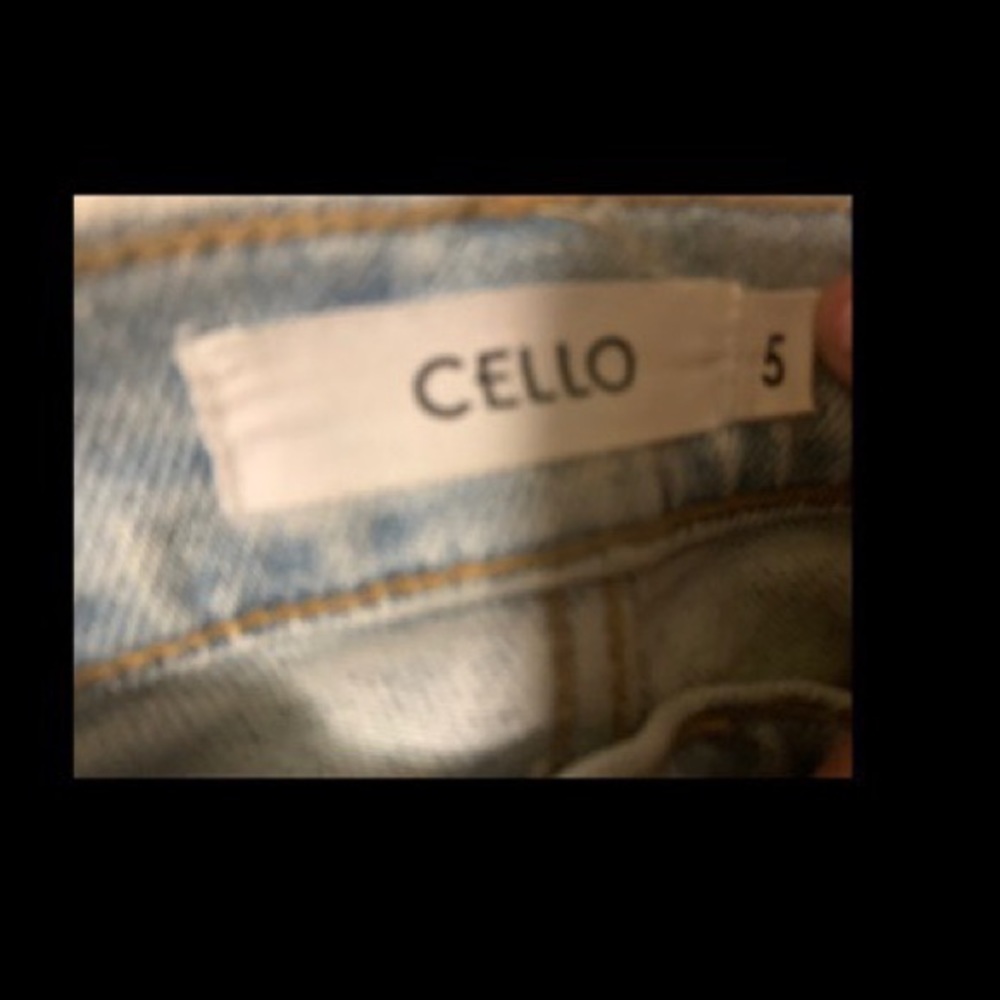 Jeans - Picture 3 of 4